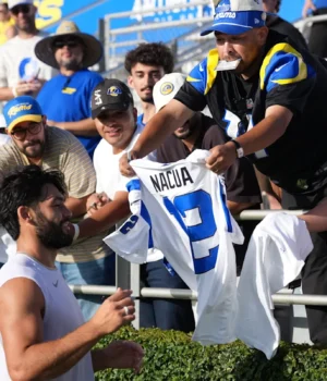 https3A2F2Fmedia.zenfs_.com2Fen2Ftouchdown_wire_usa_today_sports_articles_8292F7d0fc9b6ce4c5170.webp