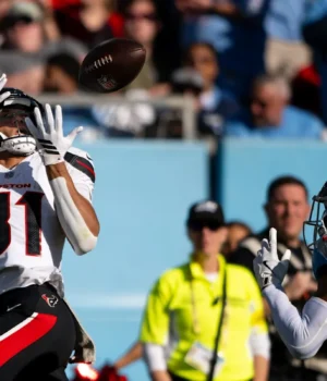 https3A2F2Fmedia.zenfs_.com2Fen2Ftouchdown_wire_usa_today_sports_articles_8292Fbd3babdcec6cda26.webp