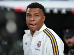 A Liga está de volta! Por que não jogar contra o Barcelona ou o Real Madrid neste fim de semana?
