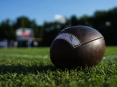 Como assistir ao futebol americano North Gwinnett (Geórgia) x Collins Hills High School