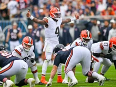 Todd Monken elogia o ‘incrível’ Deshaun Watson e dá atualizações sobre a batalha do Browns QB