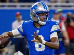 Joshua Dobbs marca dois touchdowns no primeiro tempo do jogo Lions-Colts
