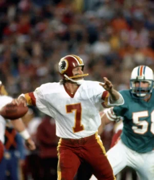 https3A2F2Fmedia.zenfs_.com2Fen2Fwashington_football_wire_usa_today_sports_articles_1662F64c2a8.webp