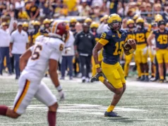 Companheiros de equipe de Michigan defendem Bryce Underwood em meio a críticas
