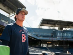 Relatório: Roman Anthony e Trevor Story devem retornar ao Boston Red Sox