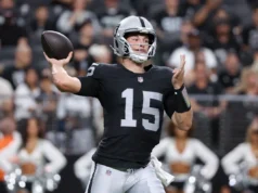 O QB dos Raiders, Fernando Mendoza, a escolha número 1 no draft da NFL, fez algumas boas jogadas em sua estreia na pré-temporada.