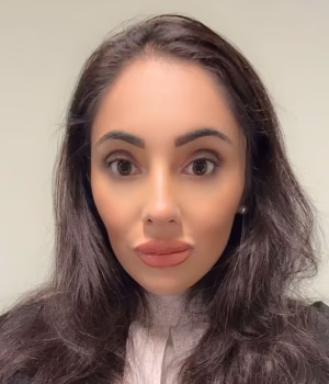 109902387-16112145-Samreen_Akhtar_from_Huddersfield_is_said_to_have_used_profession-a-2_178879896551.avif