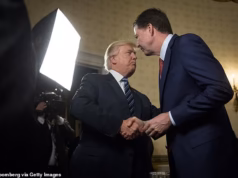 Cogumelos pesadelo de James Comey Trump Trump vaza com confidentes próximos como júri