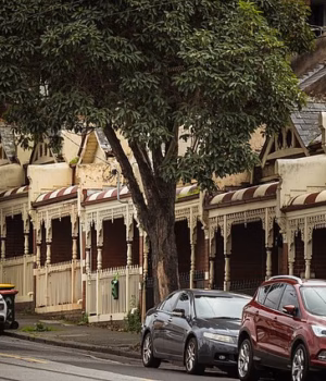 110963455-16094369-House_prices_in_Sydney_and_Melbourne_continue_to_fall_month_on_m-a-2_178822356298.avif