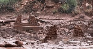 Busca desesperada por homem desaparecido no Grand Canyon depois que dois corpos foram encontrados e 80 foram resgatados em meio a mais alertas de enchentes