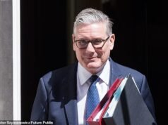 Keir Starmer renunciou ao cargo de parlamentar após ser destituído do 10º lugar por Burnham