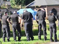 A polícia faz um apelo desesperado enquanto tenta identificar uma mulher dos anos 70 cujo corpo foi encontrado jogado em um saco de lixo em um parque de Liverpool