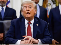 Americanos dão notas brutais a Trump sobre a guerra no Irã enquanto a base MAGA quebra devido aos temores do custo de vida … e os eleitores revelam um surpreendente abastecimento de gás de US $ 5 por galão
