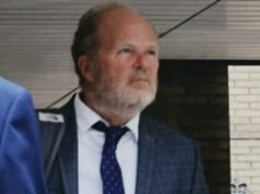 Fraudadores que gastaram milhões em supercarros e propriedades depois de fraudar investidores em um esquema eco-Ponzi de £ 70 milhões enfrentam anos de prisão