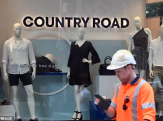 Por dentro da trágica queda de Country Road: fechamento de lojas, queda nas vendas e preços ‘astronômicos’ – será que o ícone da moda australiana sobreviverá?