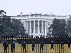 A Casa Branca se tornará uma fortaleza depois que Trump rejeitar uma cerca permanente