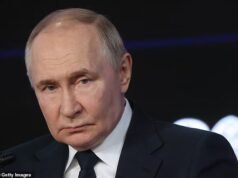 Disseram-me que Putin está a considerar seriamente este terrível próximo passo. É uma loucura e quase inacreditável – mas as principais figuras militares que conheci em Varsóvia diziam a mesma coisa… Enquanto Burnham arrastava os calcanhares: Bob Seeley