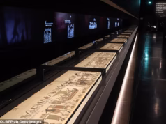 O povo de Canterbury reivindica o direito de furar a fila da Tapeçaria de Bayeux – porque foi feita lá