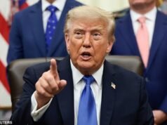 O novo design do uniforme de Trump para a Força Espacial tem uma estranha semelhança com os ‘vilões de Star Wars’, dizem os críticos