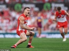 O Sydney Swans está dominando Brisbane na final de qualificação do Greater SCG por 53 pontos, apesar de ter perdido cinco de seus melhores jogadores em um escândalo de agressão sexual.