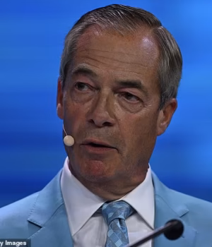 111075333-16108439-Reform_UK_leader_Nigel_Farage_spoke_at_the_Reform_UK_annual_conf-m-54_17886500425.avif