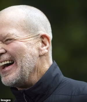 111080883-16109383-Chip_Wilson_71_is_divorcing_from_his_wife_and_business_partner_S-a-17_17887074828.avif