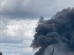 Avião da Amazon derrapa na pista e bate em estrada em Miami, dizem relatórios