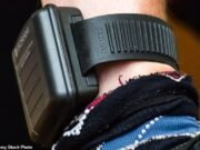 Alertas de etiquetas eletrônicas enviados por e-mail são “muito lentos” para proteger vítimas de violência doméstica, alertam especialistas