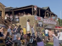 O vizinho de ‘Killjoy’ ‘proibiu o pub de organizar festas comunitárias em jardins depois de se passar por advogado e forjar uma petição’