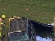 Uma criança morreu e seis ficaram feridas em um terrível acidente de viação em Victoria