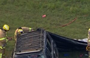 Uma criança morreu e seis ficaram feridas em um terrível acidente de viação em Victoria