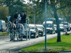 O funeral de um terceiro passageiro do acidente do A66 foi realizado dias depois que estourou uma briga sobre a decisão de fechar escolas mais cedo em Middlesbrough.