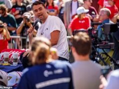Estudantes de uma universidade de prestígio condenados por ‘planejar’ uma competição parecida com Charlie Kirk no aniversário de seu assassinato