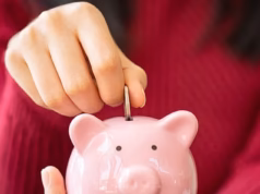 O caos no mercado obrigacionista tem um lado positivo: as taxas de poupança estão a subir! Sylvia Morris escolhe as melhores ofertas pelo seu dinheiro