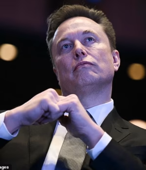 111123883-16115337-Elon_Musk_started_his_tech_career_at_Stanford_which_has_made_him-a-2_178890380021.avif