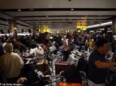 Mais centenas de voos foram cancelados hoje, enquanto os passageiros se preparavam para o segundo dia de caos após o desastre do controle de tráfego aéreo – enquanto o chefe do NATS enfrenta pressão para renunciar
