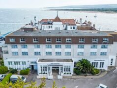 Moradores milionários de Sandbanks lutam contra planos de demolir hotel histórico em meio à indignação com o ‘ato nojento de vandalismo’