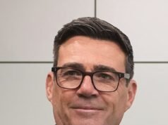 Comentário do Daily Mail: A última coisa que precisamos nas nossas férias é de um primeiro-ministro, cobrando-nos impostos nas nossas férias