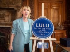 Lulu grita em Glasgow enquanto a cidade homenageia sua cidade natal