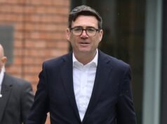 Nº 10 North Fisco: O primeiro-ministro ‘luta’ para encontrar tempo para retornar ao seu amado Manchester