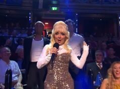 Last Night of the Proms presta uma comovente homenagem a Dolly Parton enquanto Sheridan Smith veste um macacão de lantejoulas douradas para comemorar a rainha do country