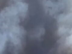 11 helicópteros e mais de 100 bombeiros combatem incêndio em resort turístico Costa del Sol