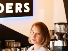 Os pequenos comerciantes dizem que uma em cada quatro lojas de rua perto deles está vazia – dois em cada três dizem que é mais difícil ter sucesso aqui do que no resto da Europa.