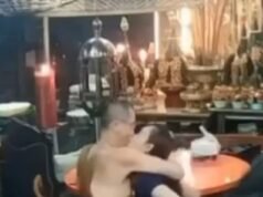 Monge tailandês pego na CCTV do templo admite ter feito sexo com o namorado – enquanto a polícia recupera £ 5 milhões em joias e dinheiro