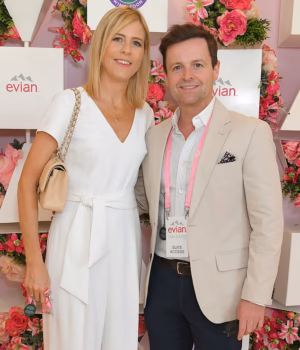 111243277-16130881-ITV_star_Declan_Donnelly_plans_to_raise_the_roof_at_a_glitzy_par-a-10_17894233926.avif
