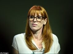Angela Renner ataca ‘oligarcas fascistas’: hipocrisia se espalha enquanto ataca doadores de reformas… mas defende sindicatos milionários