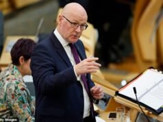 O setor público da Escócia tornou-se mais inchado, apesar da promessa do SNP de reduzir
