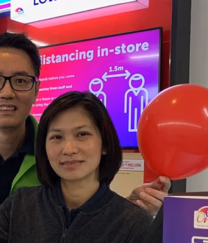 111275701-16134743-Toongabbie_Newsagency_owner_Robert_Chong_said_staff_were_delight-m-8_178952085009.avif