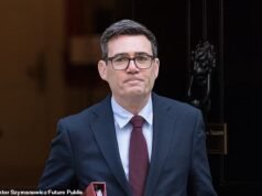 Joseph Dinaz: Ele me odiaria por dizer isso. Mas, com a economia britânica à beira do colapso, Burnham está a demonstrar níveis de desaprovação do Lease Truss