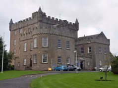 Criminosos serão mantidos em uma ‘prisão pré-fabricada’ na prisão ao ar livre de Castle Huntly, na Escócia, em meio a uma crise de superlotação